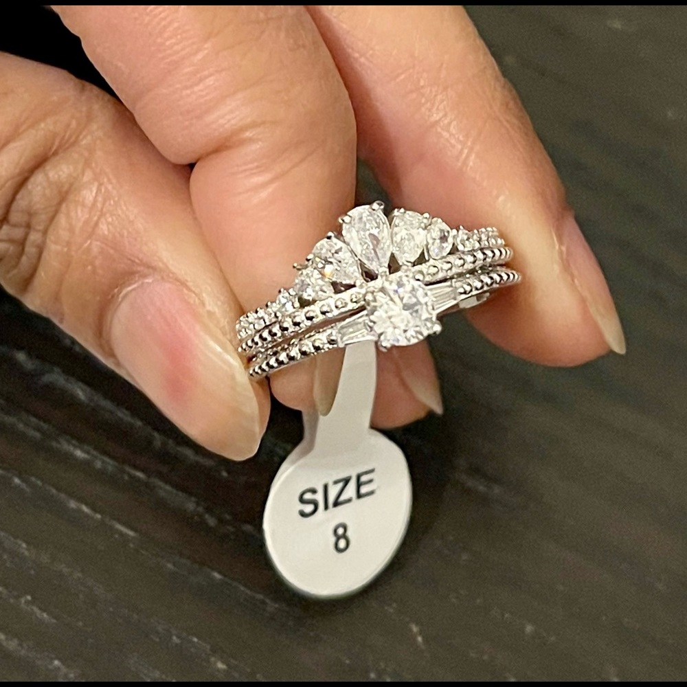 925 Sterling Silver Crown Stackable Ring - Picture 6 of 10